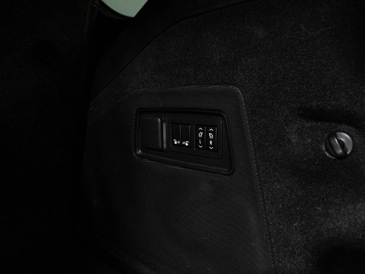 Cadillac Escalade с пробегом — 2021 год. Фото: #16