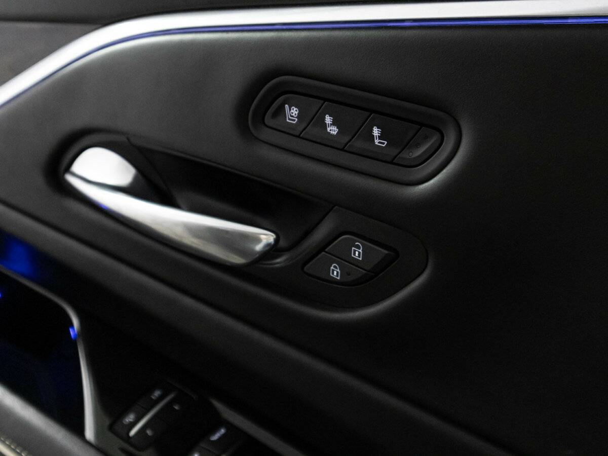 Cadillac Escalade с пробегом — 2021 год. Фото: #24