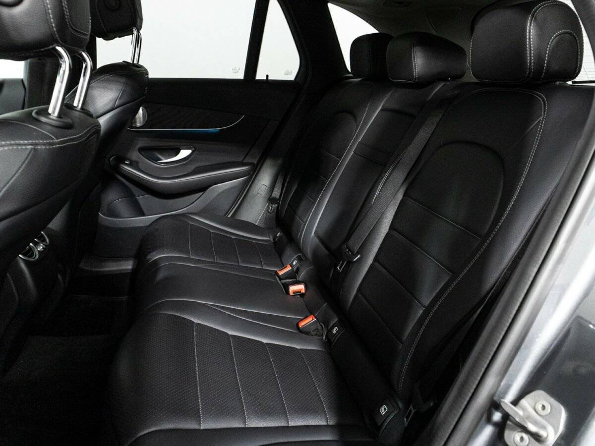 Mercedes-Benz GLC с пробегом — 2018 год. Фото: #9