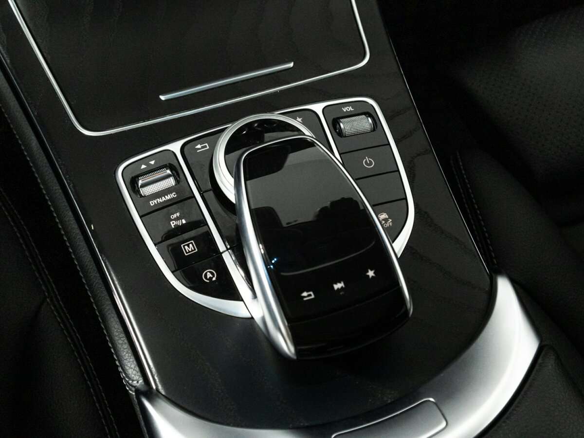 Mercedes-Benz GLC с пробегом — 2018 год. Фото: #21