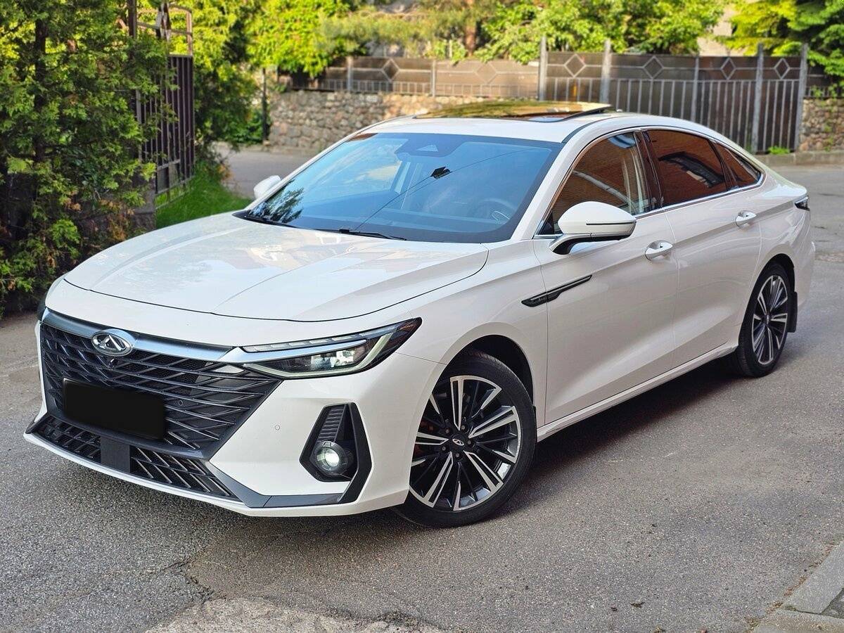 Chery Arrizo 8 с пробегом — 2023 год. Фото: #1