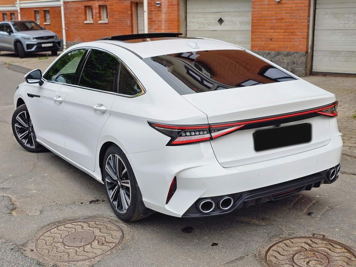 Chery Arrizo 8 с пробегом — 2023 год. Фото: #4