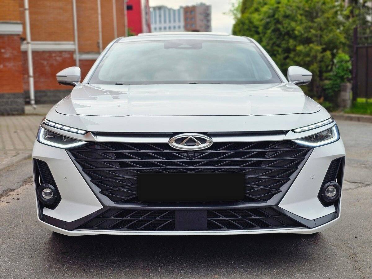 Chery Arrizo 8 с пробегом — 2023 год. Фото: #11