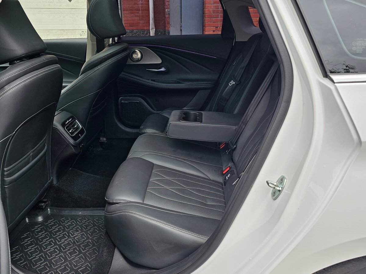 Chery Arrizo 8 с пробегом — 2023 год. Фото: #34