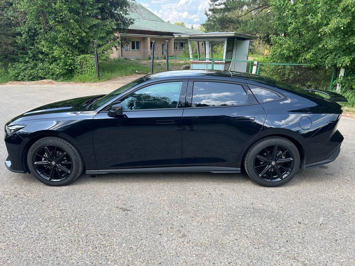 Changan UNI-V с пробегом — 2023 год. Фото: #7