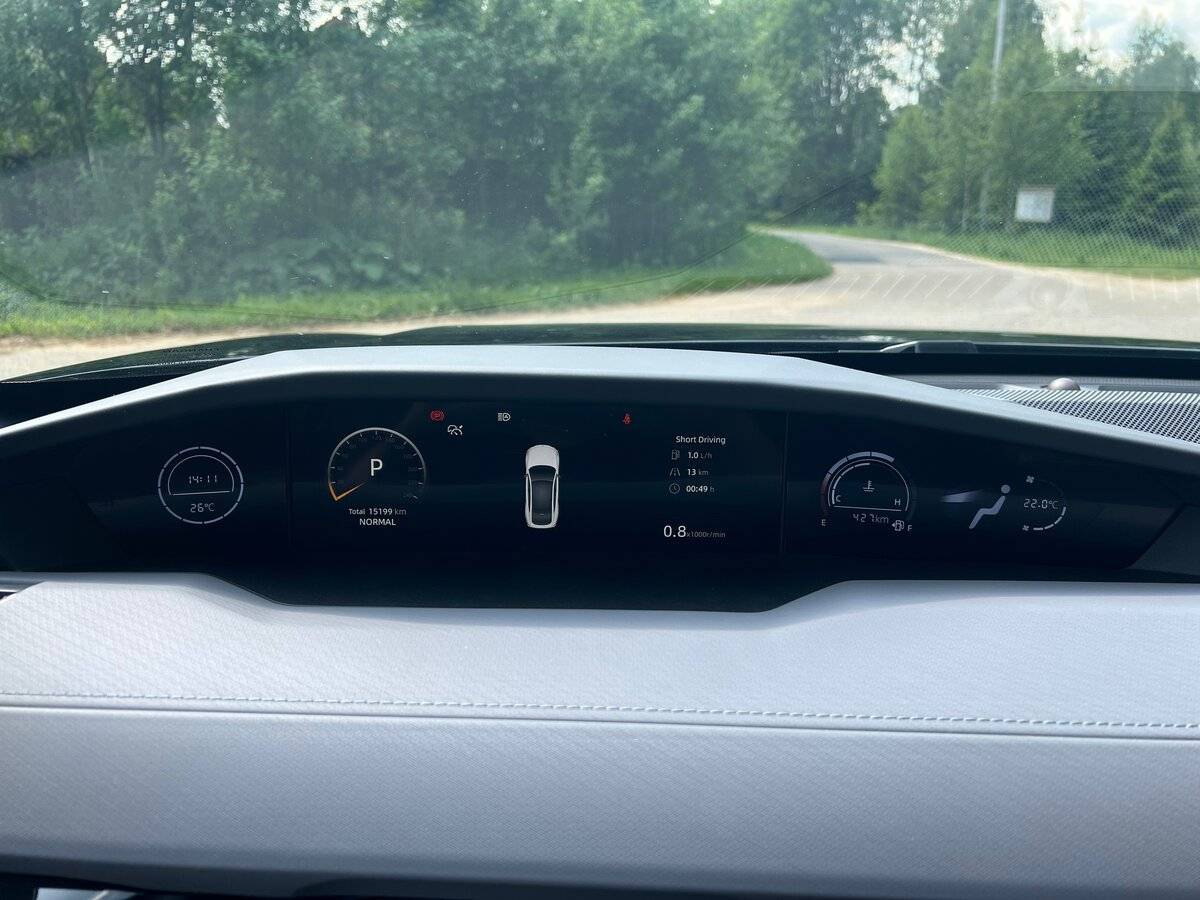 Changan UNI-V с пробегом — 2023 год. Фото: #9