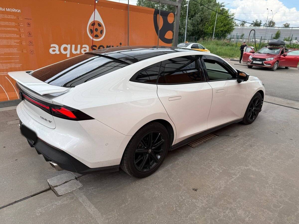 Changan UNI-V с пробегом — 2023 год. Фото: #5