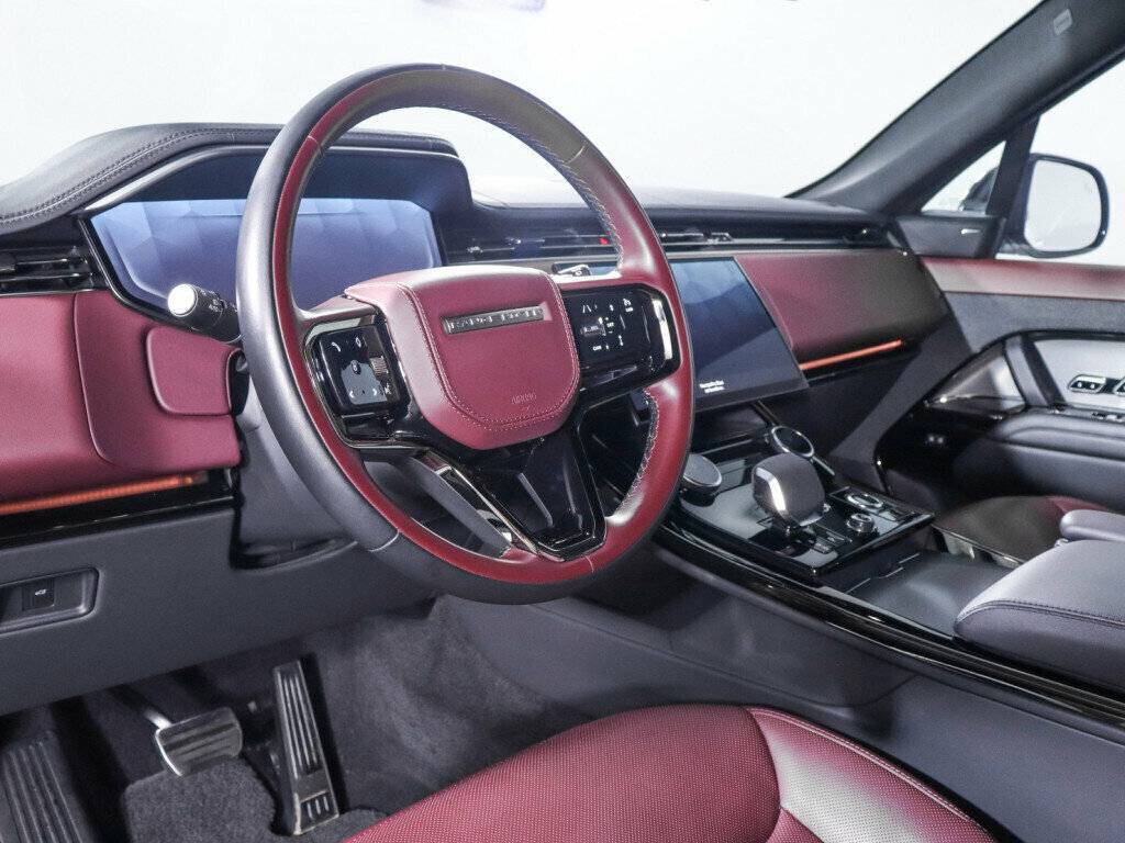 Land Rover Range Rover Sport с пробегом — 2022 год. Фото: #12