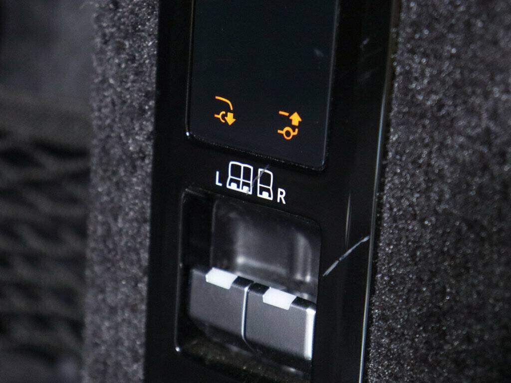 Land Rover Range Rover Sport с пробегом — 2022 год. Фото: #20