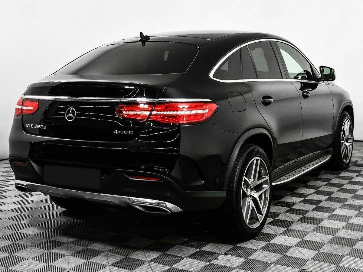 Mercedes-Benz GLE Coupe с пробегом — 2015 год. Фото: #4