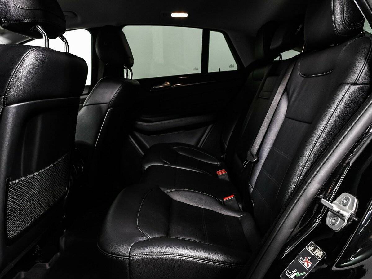 Mercedes-Benz GLE Coupe с пробегом — 2015 год. Фото: #12