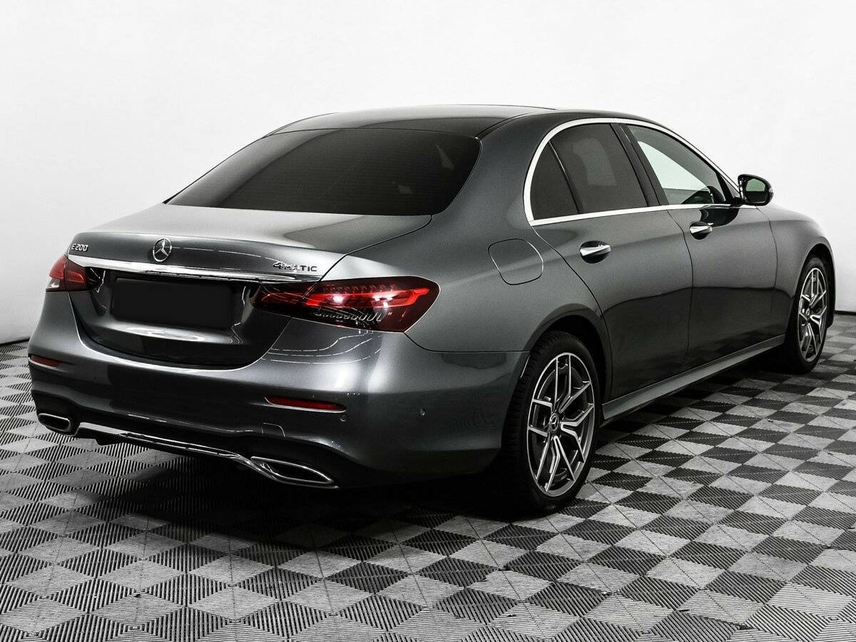 Mercedes-Benz E-Класс с пробегом — 2021 год. Фото: #4