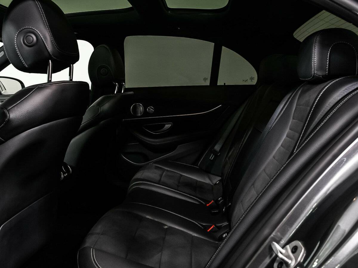 Mercedes-Benz E-Класс с пробегом — 2021 год. Фото: #12