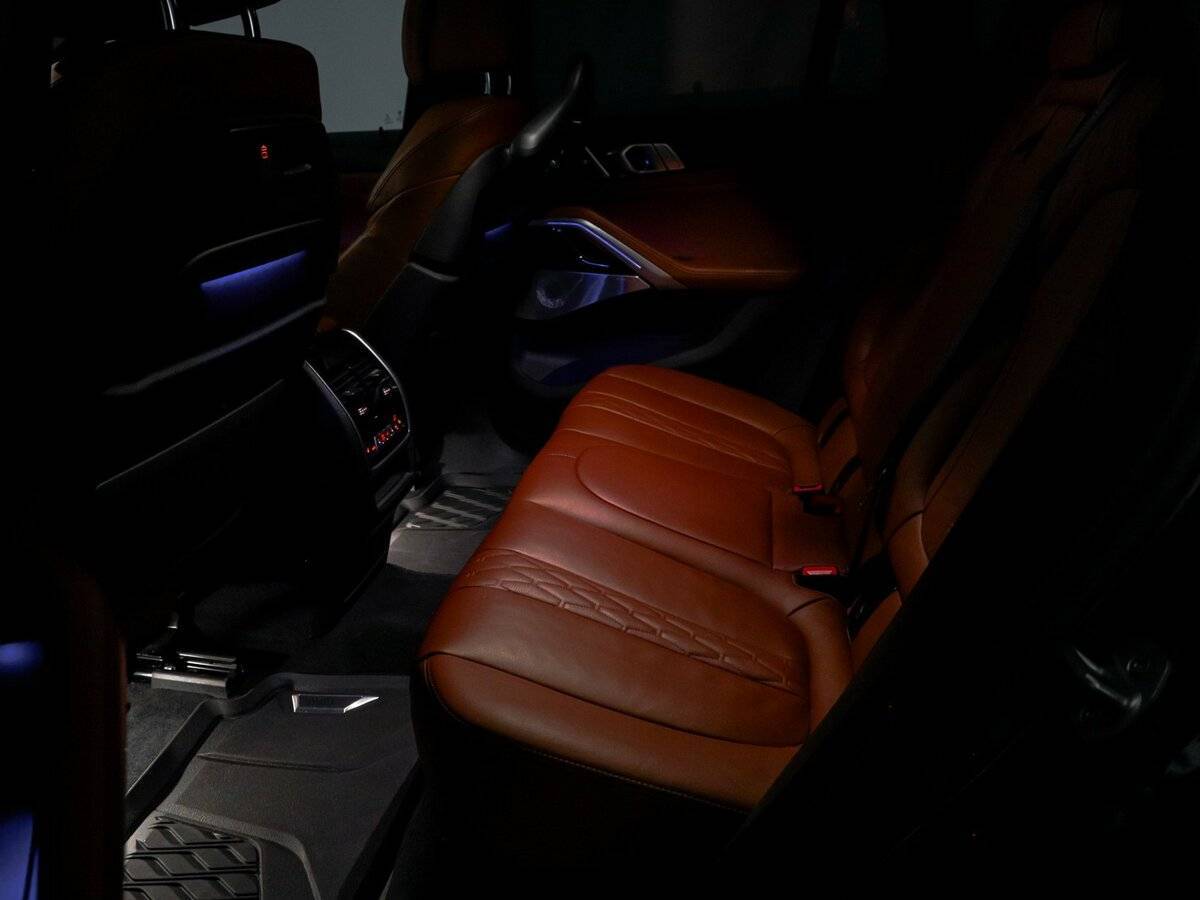 BMW X6 с пробегом — 2023 год. Фото: #29