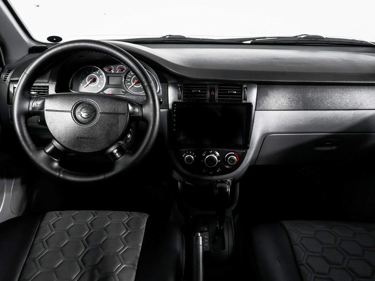 Ravon Gentra с пробегом — 2017 год. Фото: #11