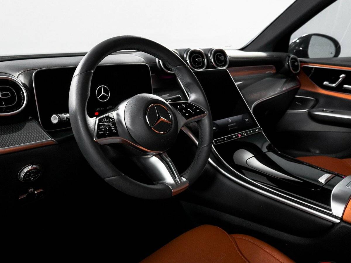 Mercedes-Benz GLC с пробегом — 2023 год. Фото: #13