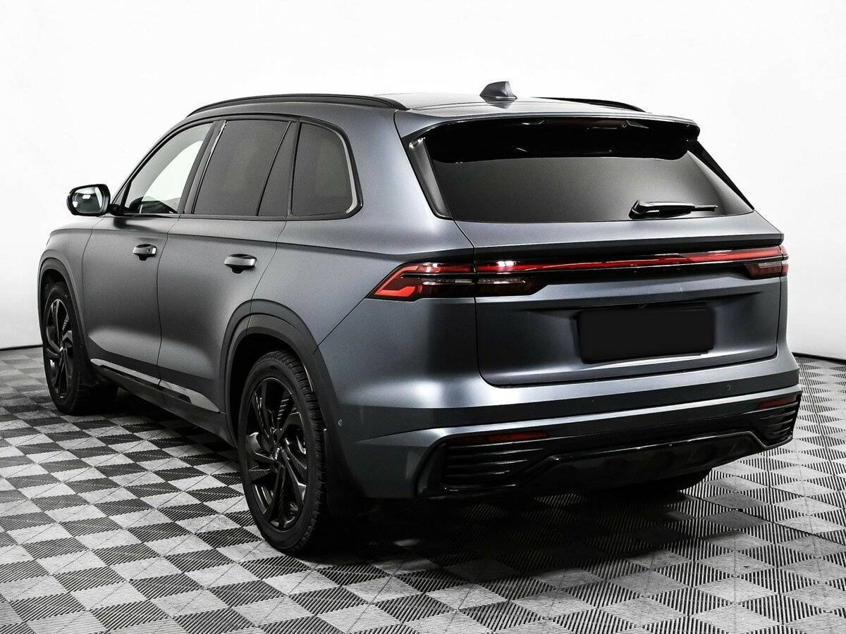 Geely Monjaro с пробегом — 2023 год. Фото: #6