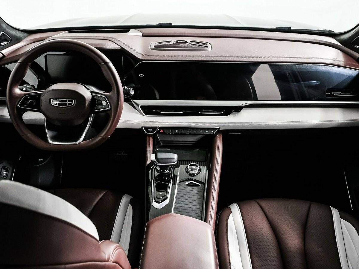 Geely Monjaro с пробегом — 2023 год. Фото: #10