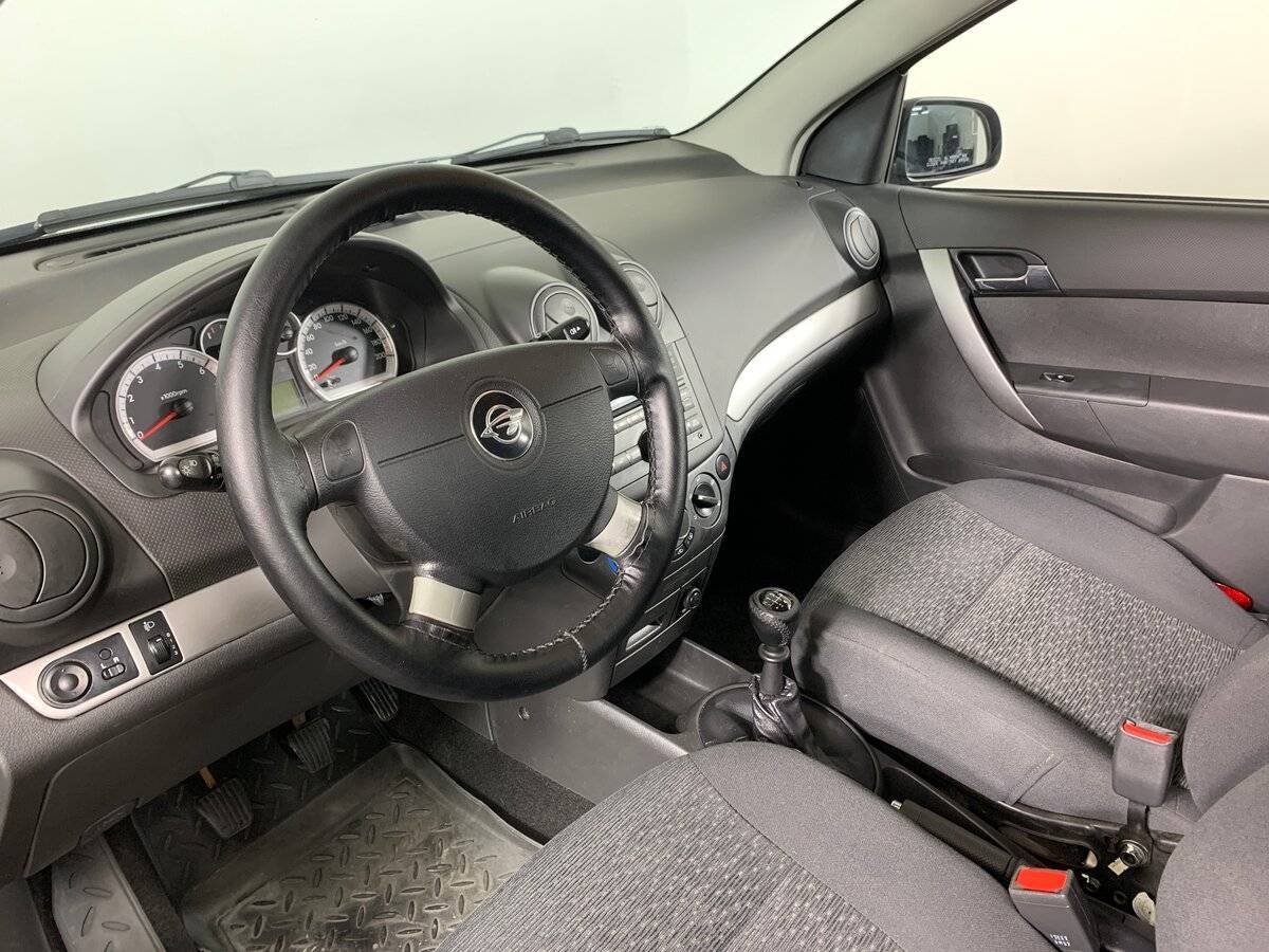 Ravon Nexia R3 с пробегом — 2017 год. Фото: #10