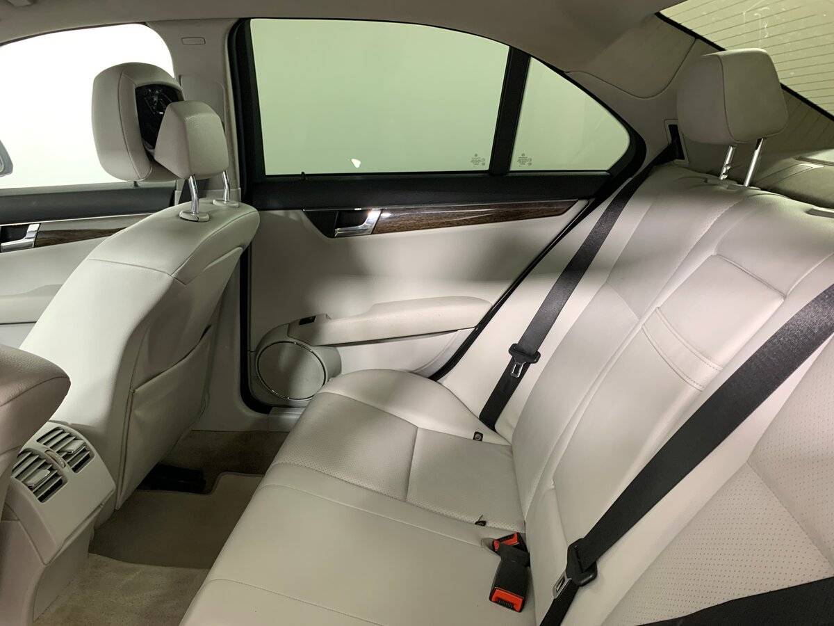 Mercedes-Benz C-Класс с пробегом — 2008 год. Фото: #17