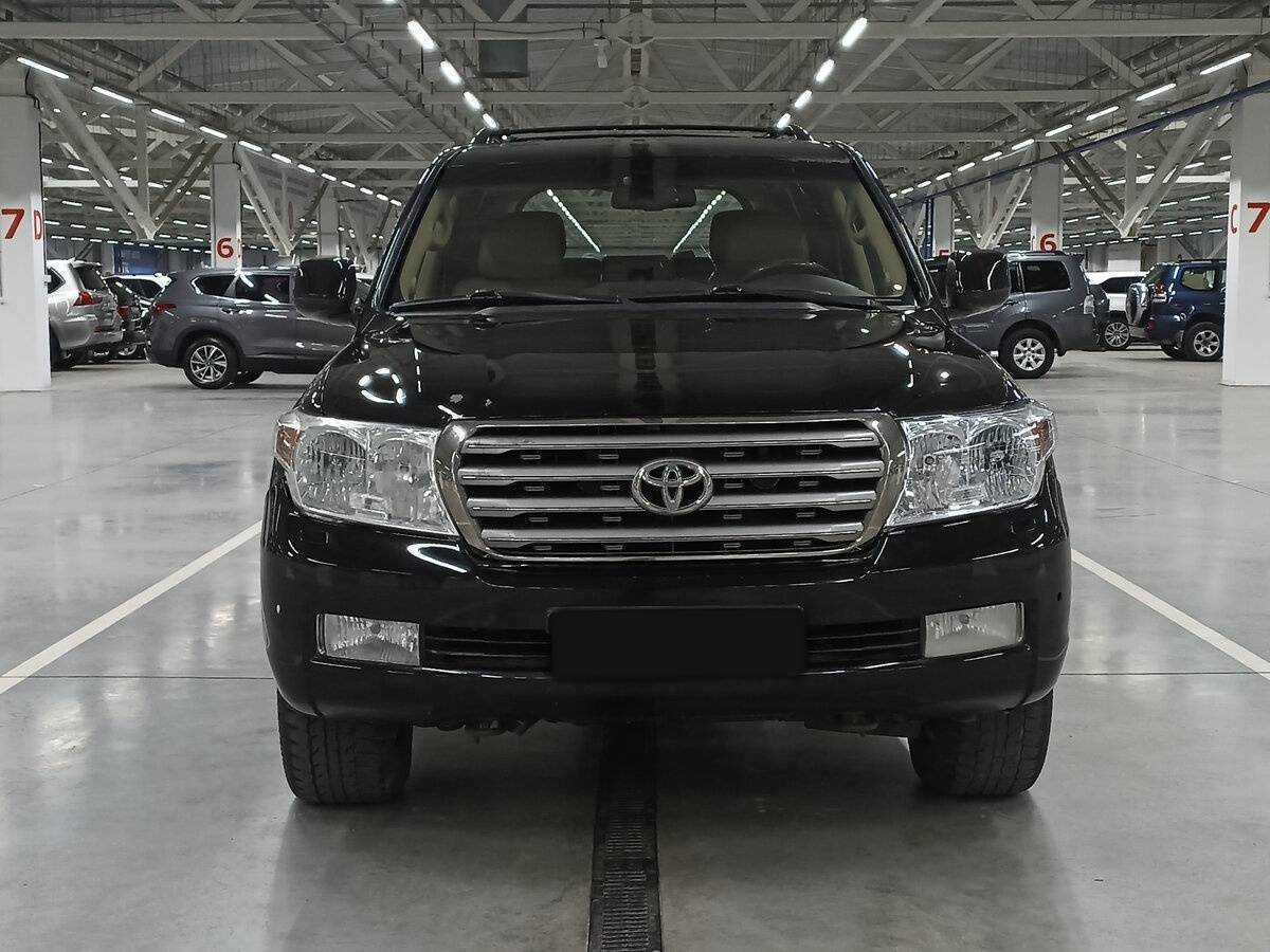 Toyota Land Cruiser с пробегом — 2009 год. Фото: #1