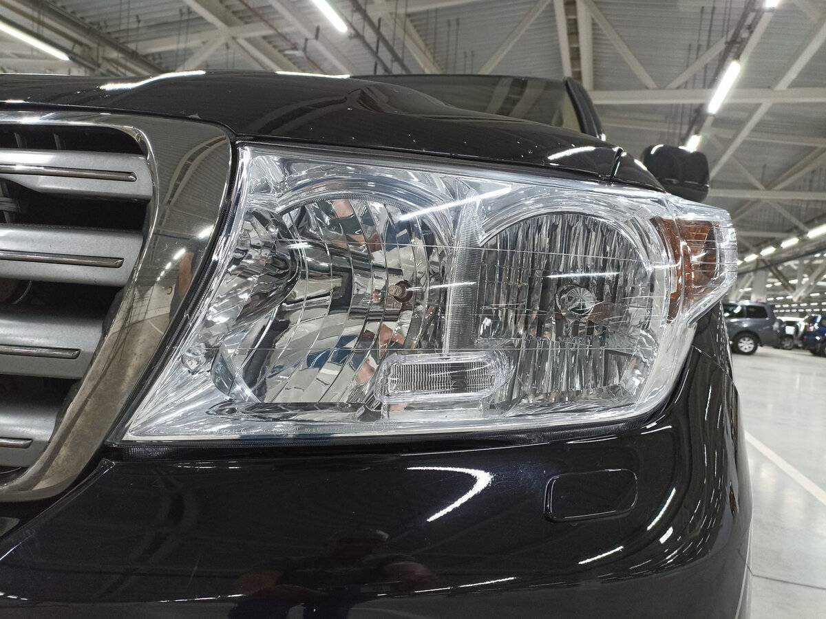 Toyota Land Cruiser с пробегом — 2009 год. Фото: #16