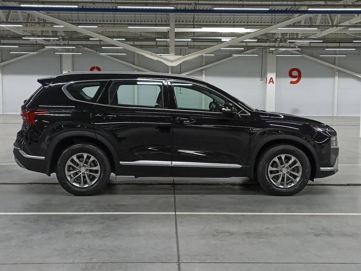 Hyundai Santa Fe с пробегом — 2021 год. Фото: #3