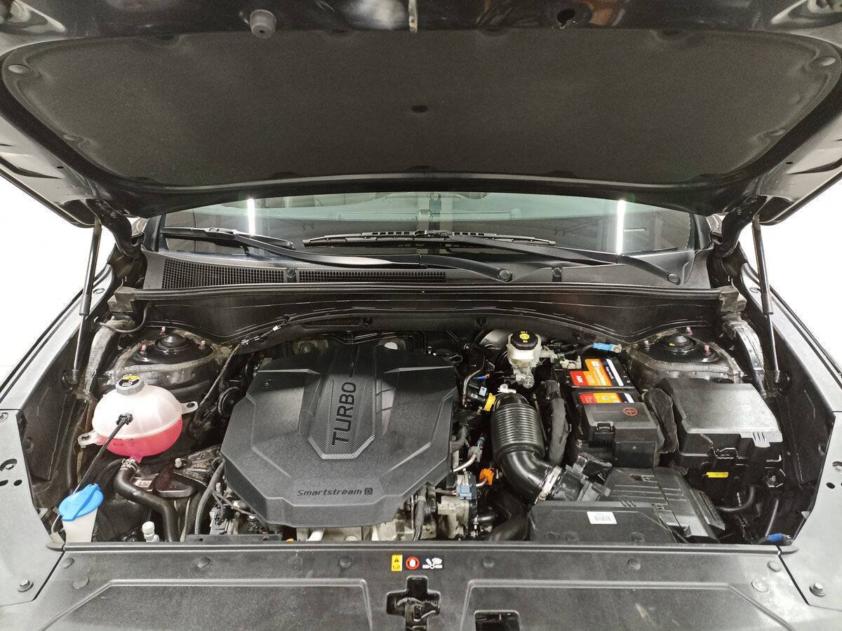 Hyundai Santa Fe с пробегом — 2021 год. Фото: #8