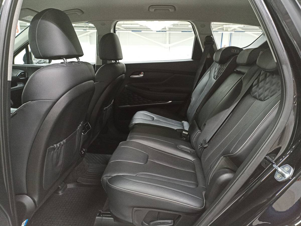 Hyundai Santa Fe с пробегом — 2021 год. Фото: #11