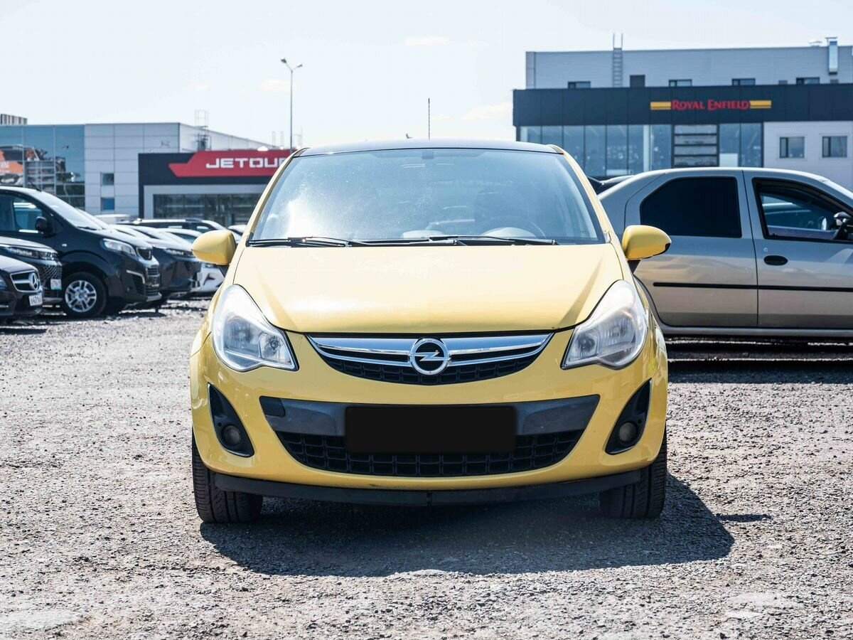 Opel Corsa с пробегом — 2011 год. Фото: #1