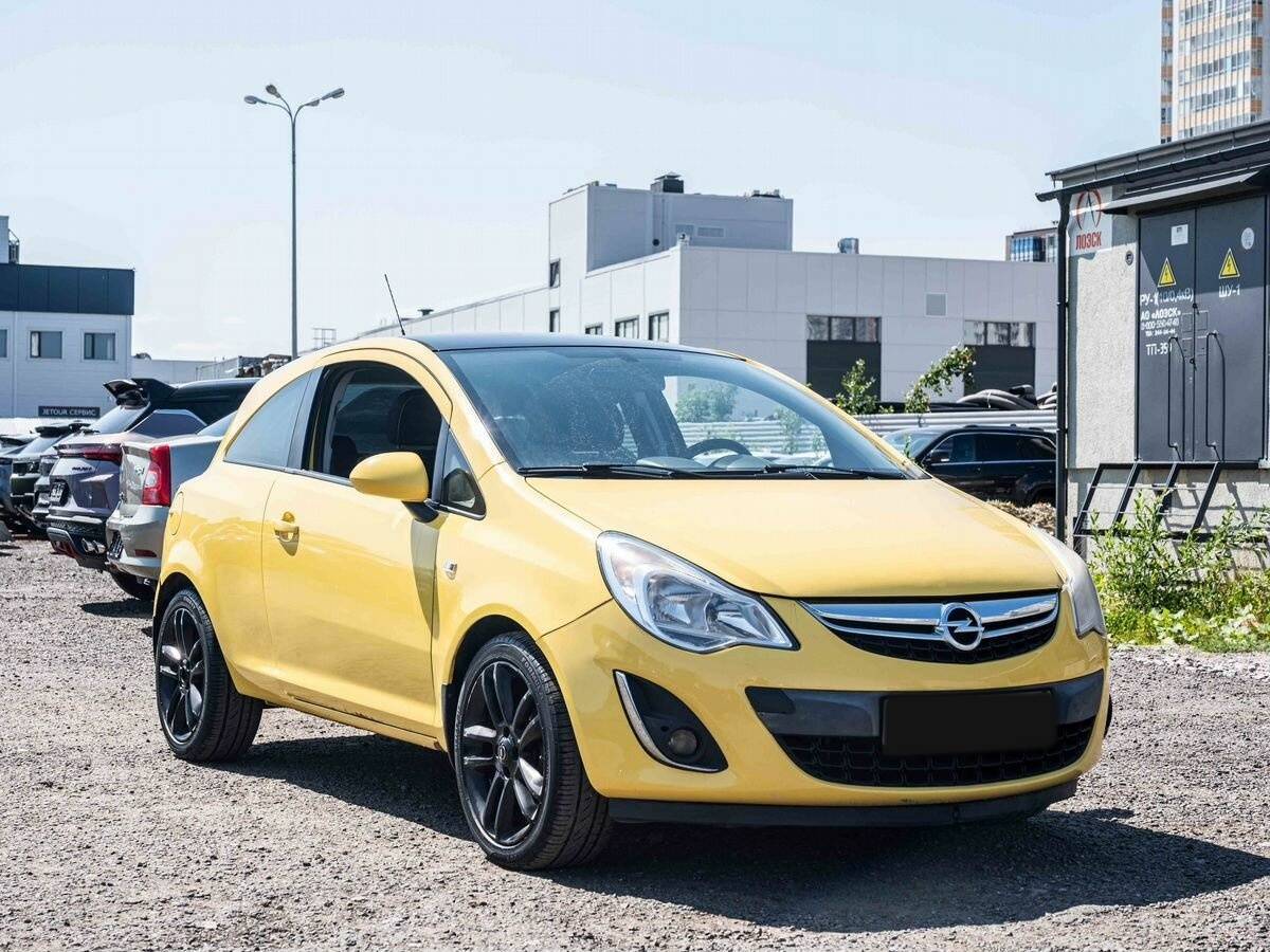 Opel Corsa с пробегом — 2011 год. Фото: #2