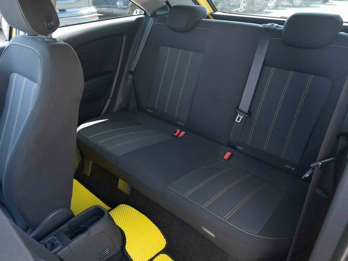 Opel Corsa с пробегом — 2011 год. Фото: #8