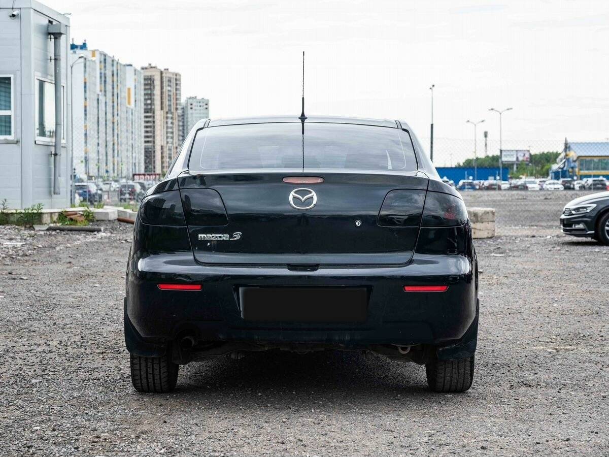 Mazda 3 с пробегом — 2008 год. Фото: #4