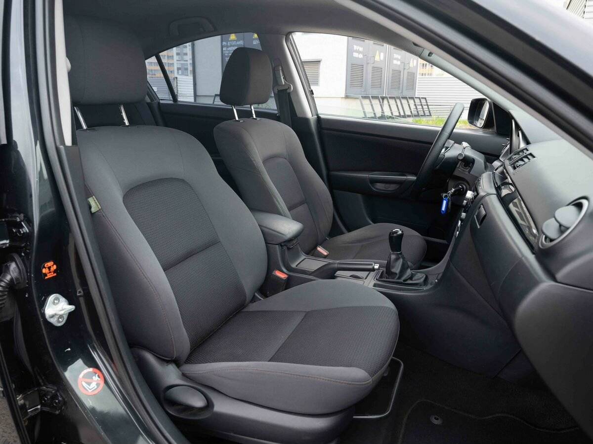 Mazda 3 с пробегом — 2008 год. Фото: #12