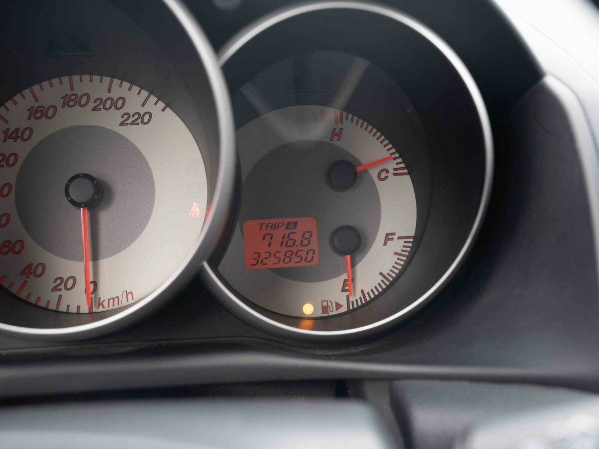 Mazda 3 с пробегом — 2008 год. Фото: #15