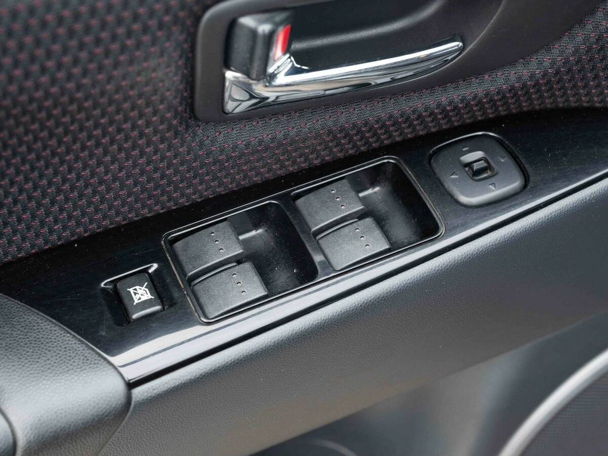 Mazda 3 с пробегом — 2008 год. Фото: #16