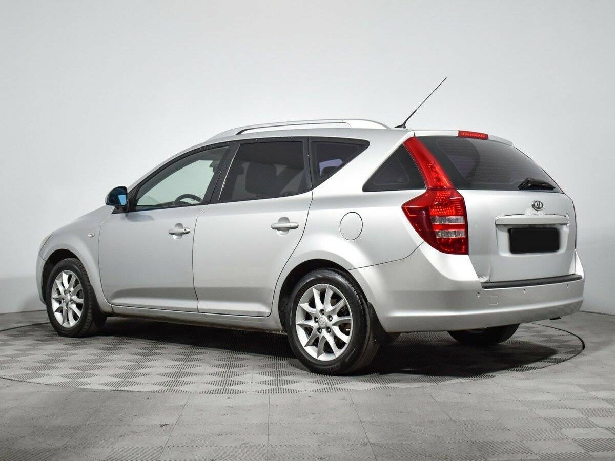 Kia Ceed с пробегом — 2009 год. Фото: #6