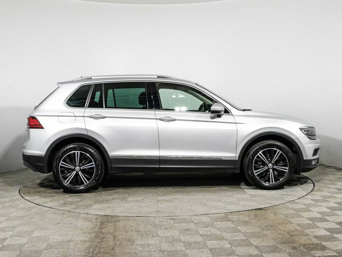 Volkswagen Tiguan с пробегом — 2018 год. Фото: #3