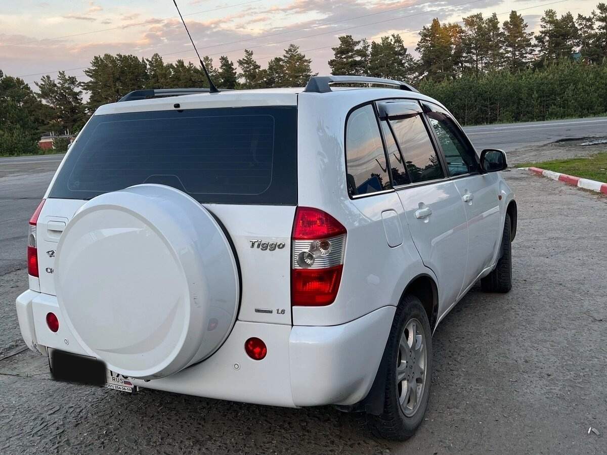 Chery Tiggo (T11) с пробегом — 2012 год. Фото: #2