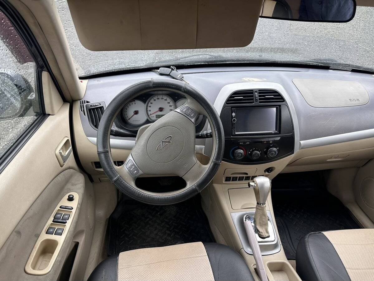 Chery Tiggo (T11) с пробегом — 2009 год. Фото: #7