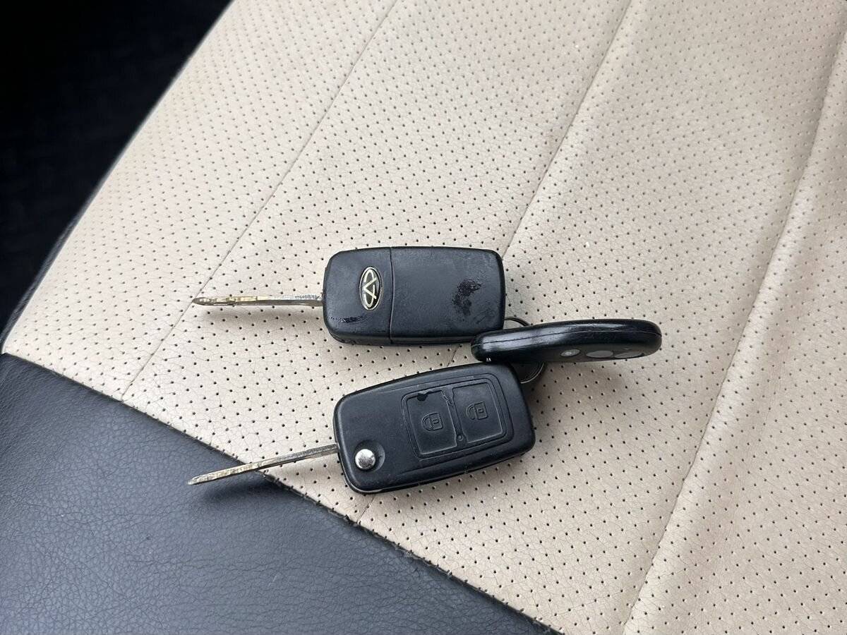 Chery Tiggo (T11) с пробегом — 2009 год. Фото: #15