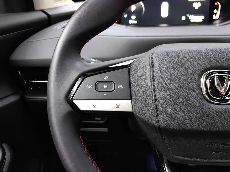 Changan UNI-S (CS55 Plus) с пробегом — 2024 год. Фото: #16