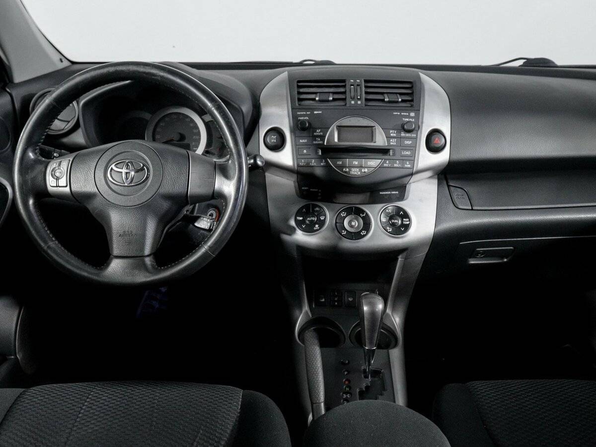 Toyota RAV4 с пробегом — 2007 год. Фото: #11