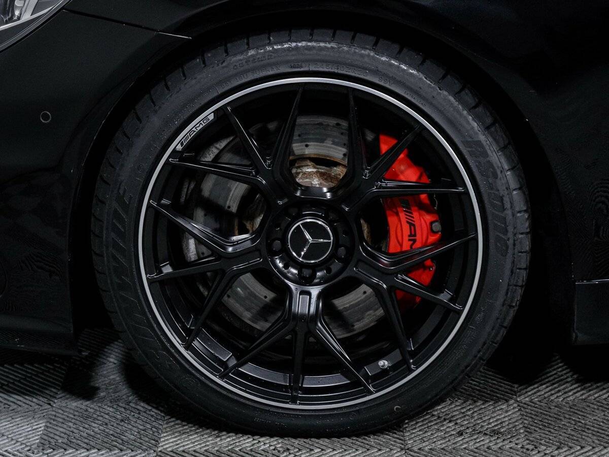 Mercedes-Benz S-Класс AMG с пробегом — 2015 год. Фото: #14