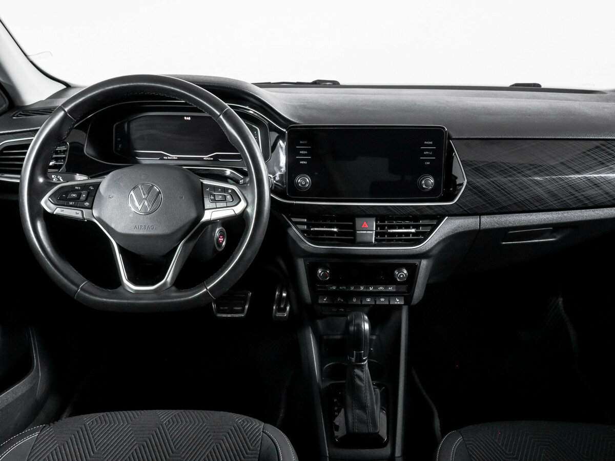 Volkswagen Polo с пробегом — 2021 год. Фото: #10