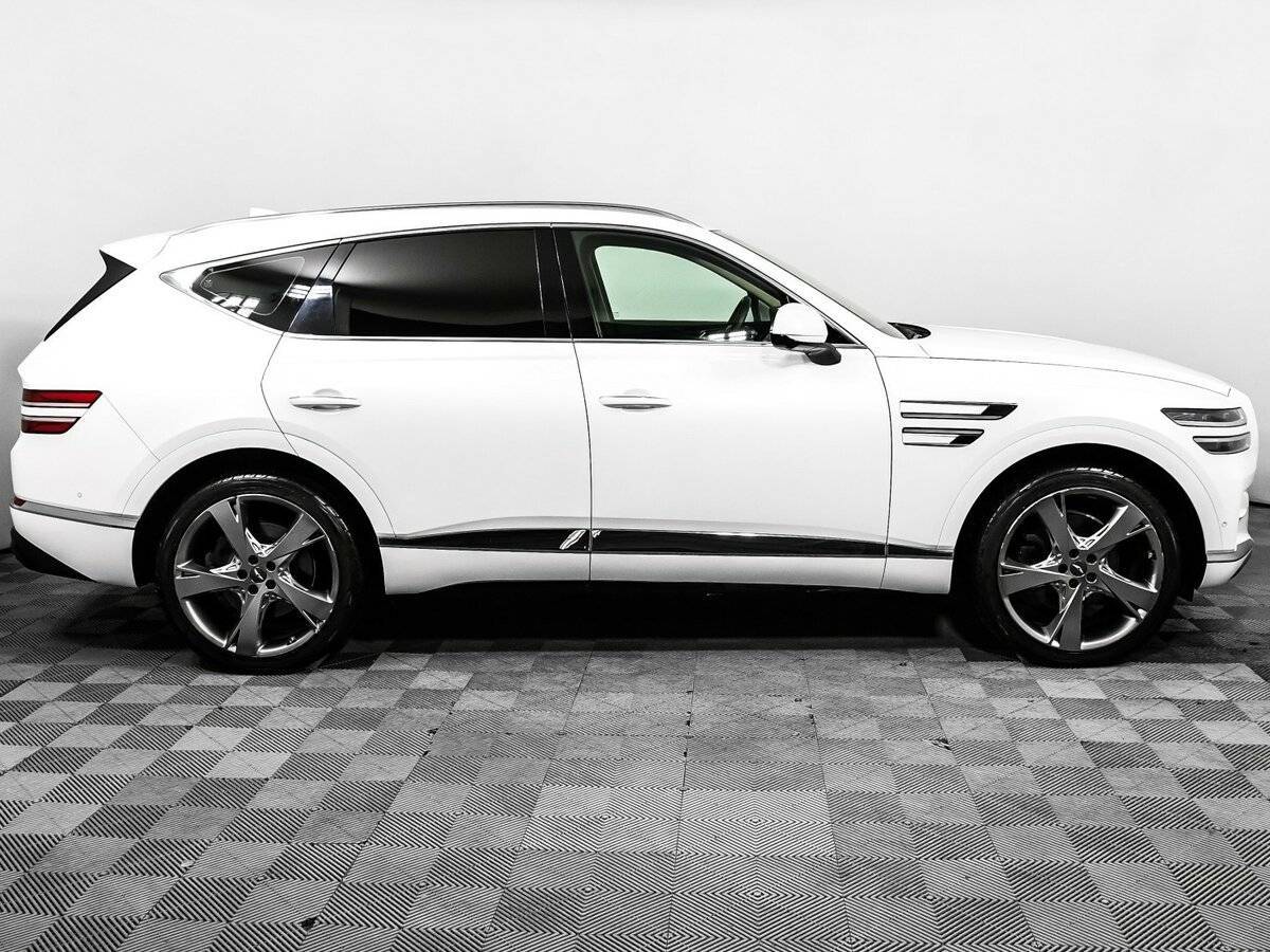 Genesis GV80 с пробегом — 2020 год. Фото: #3