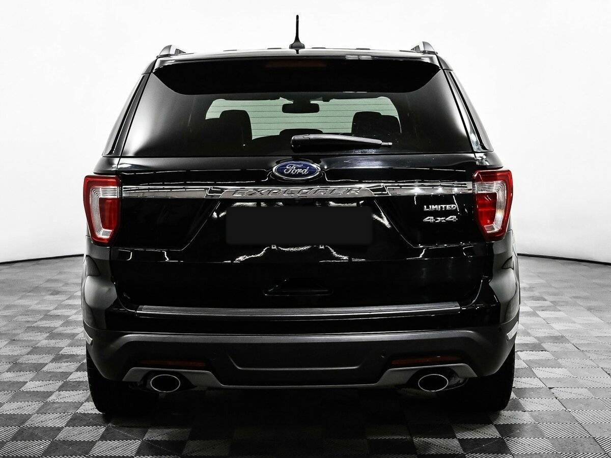 Ford Explorer с пробегом — 2019 год. Фото: #5