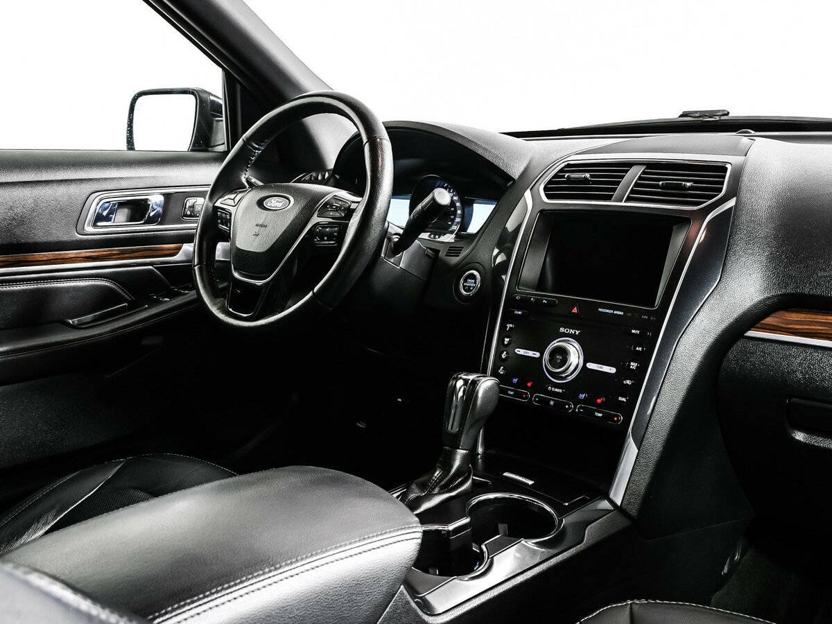 Ford Explorer с пробегом — 2019 год. Фото: #8