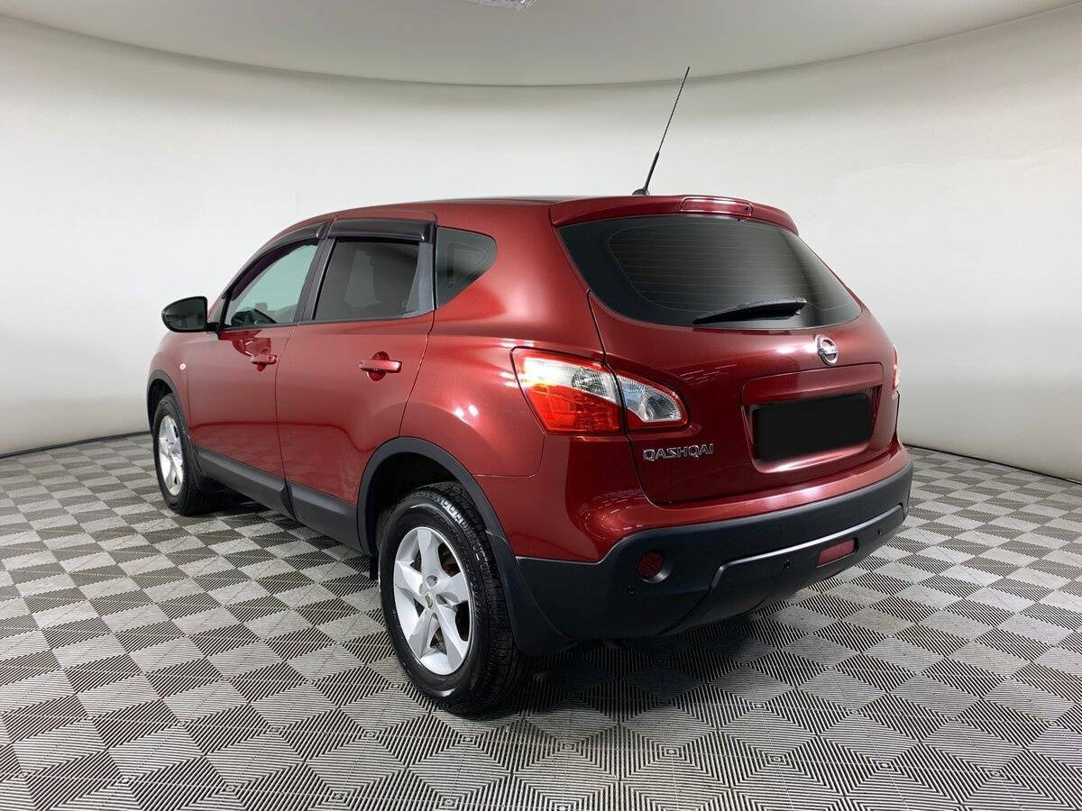 Nissan Qashqai с пробегом — 2010 год. Фото: #6