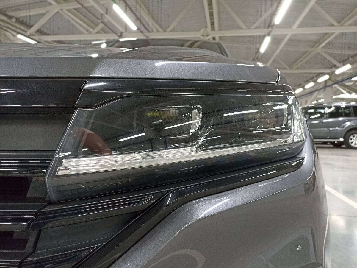 Volkswagen Touareg с пробегом — 2022 год. Фото: #16